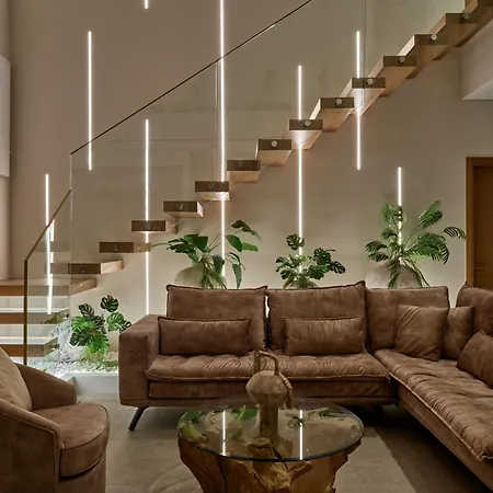 Avascanto Villa, An Architectural Gem With Pool, By Thinkvilla Vila *