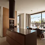 Avascanto Villa, An Architectural Gem With Pool Βίλα