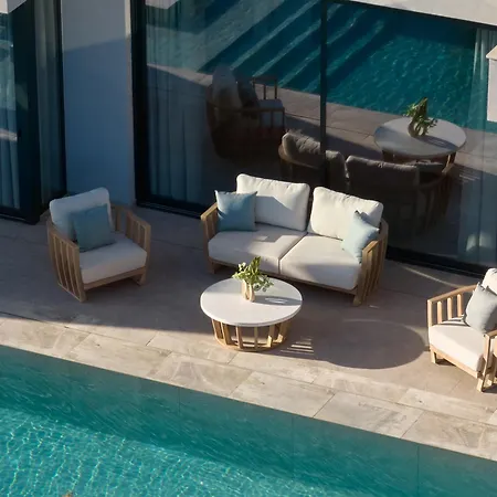 Villa Avascanto Villa, An Architectural Gem With Pool *